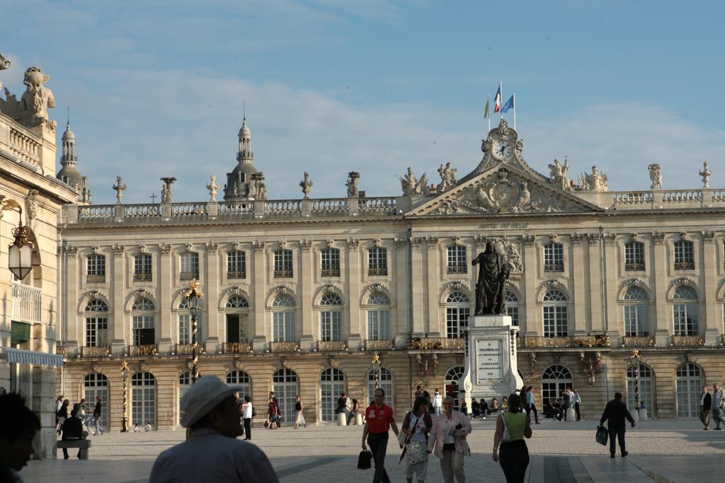 Les De Catherine, La Si Calme Nancy